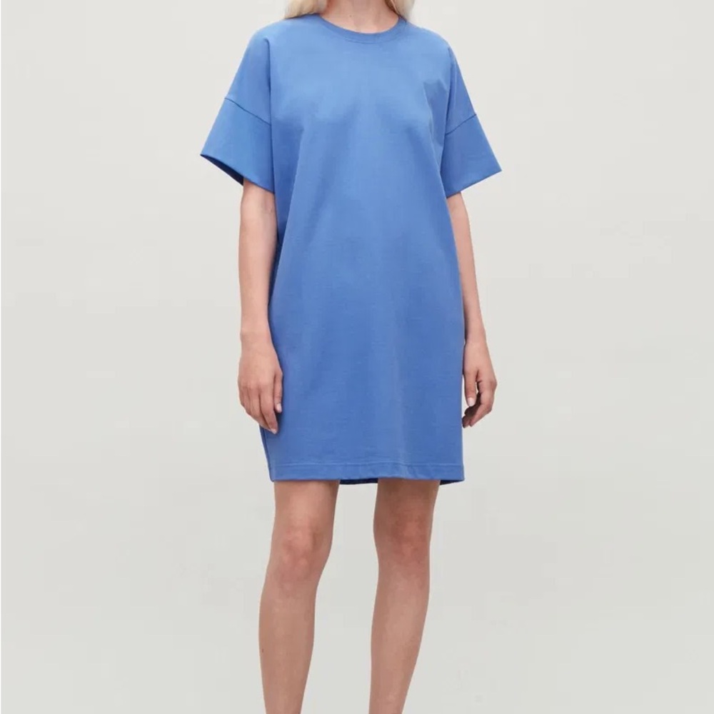 COS

Oversized heavy Jersey Dress NWOT